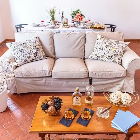 Oltrarno Apartment-3